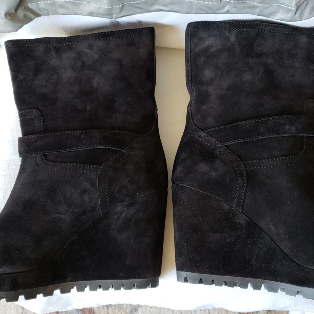 Prada Authentic Suede Black Wedge Boots 39.5EU=9.5 - Picture 7 of 16